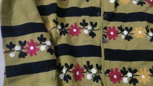 Chic Floral Embroidered Cardigan