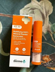 The Derma Co Mattifying 100% Mineral Matte Powder