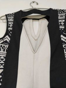 Black &amp; White Geometric Sleeveless Dress