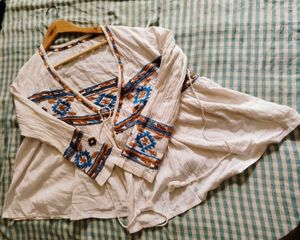 Boho Embroidered Tunic Top/shrug