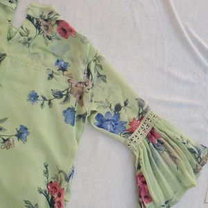 Trendy Ruffle Floral Chiffon Top