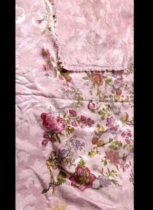 Vintage Floral Brocade Fabric bedsheet pillows