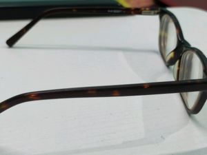 spectacles (frame)