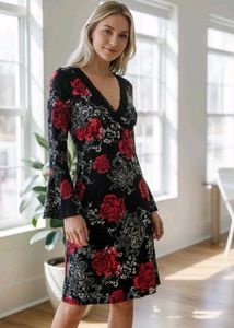 6329. Black Floral Print Bell Sleeve Dress