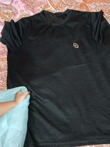 Activewear Men's Black T-Shirt