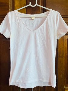 Basic Pink V-Neck T-Shirt