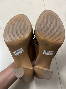 Stylish Brown Wedge Sandals EU 37