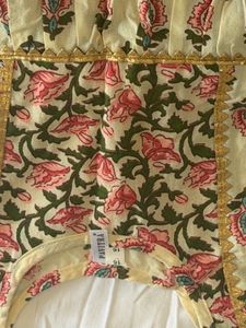 Beautiful Floral Print Kurta Set