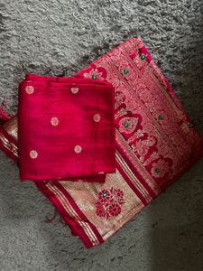 Exquisite Banarasi Silk Saree with blouse peice