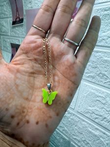Butterfly Pendant Necklace Set