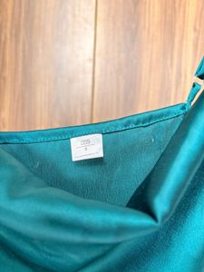 Chic Floral &amp; Silky Teal Tops