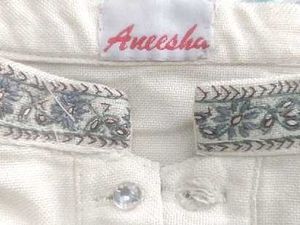 Men's Embroidered Kurta