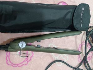 Remington Hair Straightener with Pouch