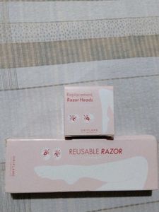 Oriflame Reusable Razor &amp; Heads