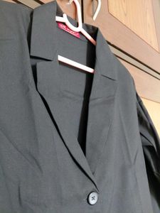 Classic Black Blazer size L
