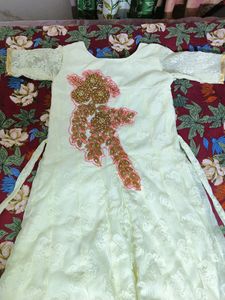 New White And Pink Long Ethnic Gown