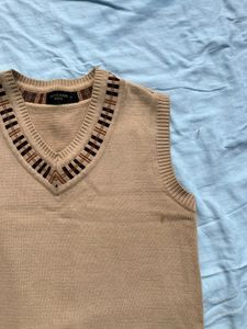 DISCOUNTED!! Pinterest sweater vest