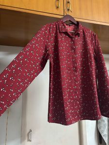 Like 🆕 Chic Floral Print Button-Up Shirt