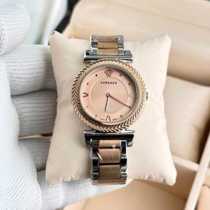 _VERSACE WATCH_*V-Motif Model For Ladies