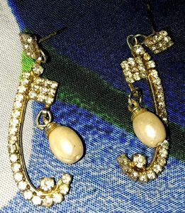 Sparkling Rhinestone Necklace &amp; Earring Set
