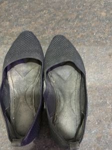 Comfortable Black Ballet Flats