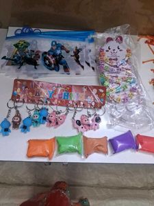 Kids Marvel &amp; Astronaut Themed Accessory Set