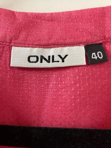 ONLY Brand Simple Yet Elegant Sleeveless Top