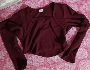 Chic Burgundy Square Neck Long Sleeve Crop Top