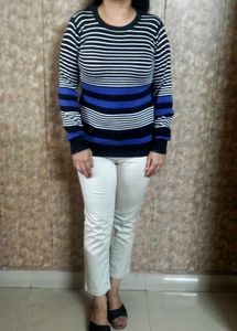 Striped Crewneck top