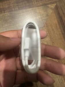 Original Oppo Premium USB-C Charging Cable and Ear