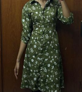 cute green floral short dress with collar