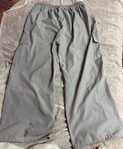Trendy Cargo Pants for a Relaxed Fit (women’s