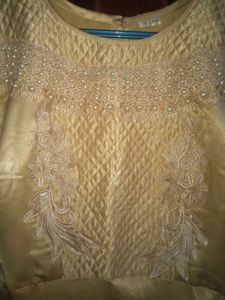gown