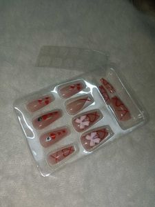 Press-On Nails: Pink Hearts &amp; Bows