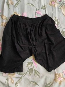 Comfortable Black shorts