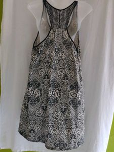 Stylish Black &amp; White Pattern Dress