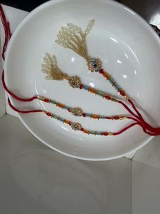 Rakhi set