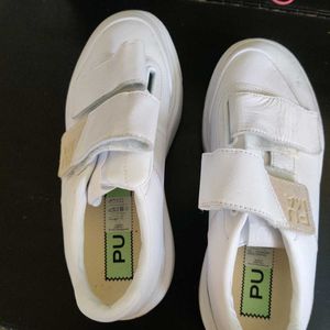 sale Brand New Puma Shoe From London.
