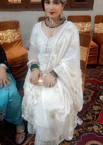 Elegant White Kurta Set with Dupatta