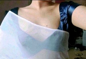 Satin 1 Hook Non Padded Deep Neck Blouse