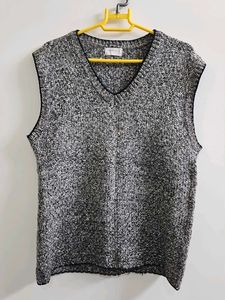 Stylish Sleeveless Knit Vest