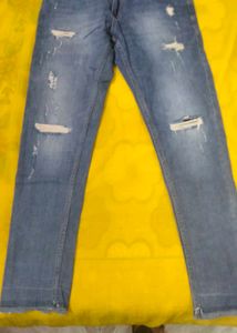 Men's Distressed Blue Jeans