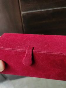Red Velvet Earings Organizer Box