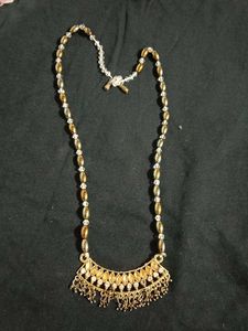 Elegant Floral Statement Necklace
