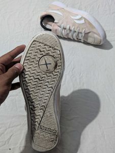 Reebok Pink Casual Sneakers