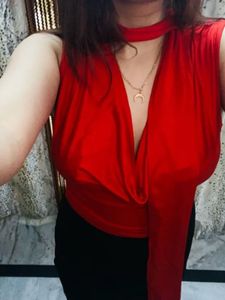 Red Sleeveless Top
