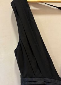 Elegant Black Dress