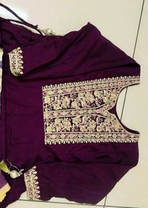 Elegant Embroidered Kurta Set traditional dress wi