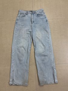 blue wash straight Jeans