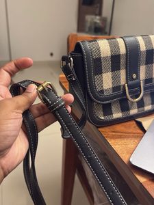 Stylish Plaid Crossbody Bag